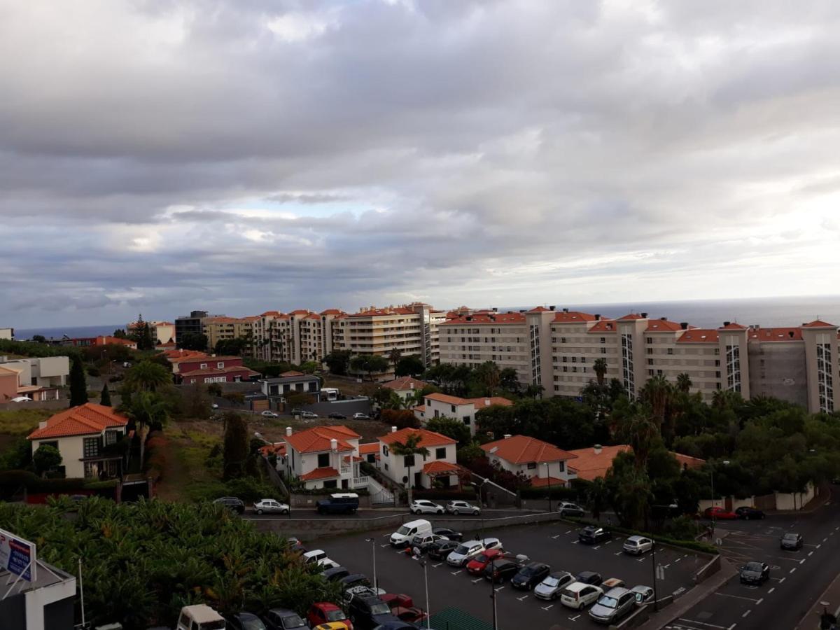 Elegant Apartment With Sea Views By Trip2Portugal Funchal  Exterior photo