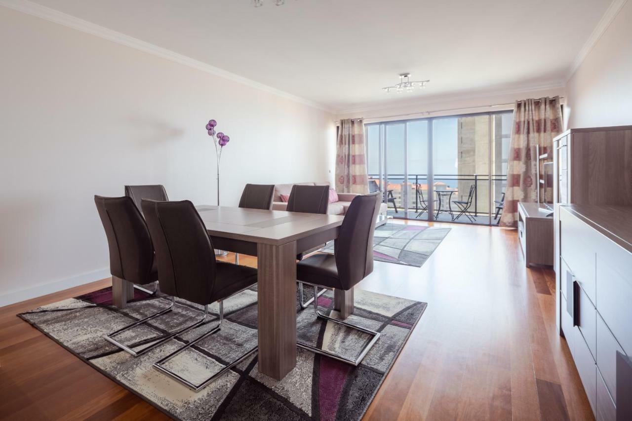 Elegant Apartment With Sea Views By Trip2Portugal Funchal  Exterior photo