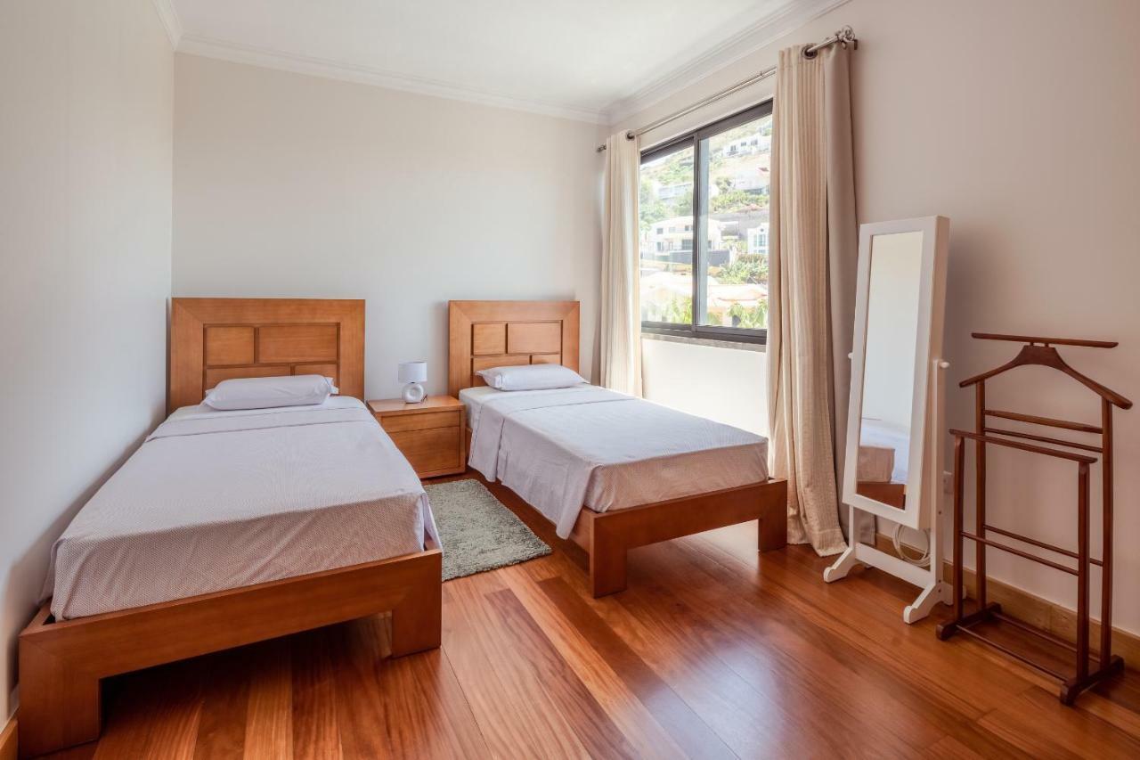 Elegant Apartment With Sea Views By Trip2Portugal Funchal  Exterior photo